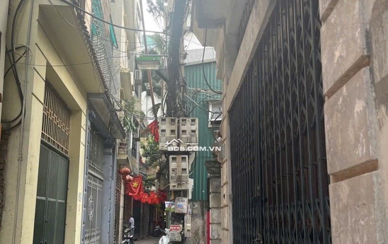Ban nhà tặng đất tại Yên Hoà, quy hoạch nhà ra cực gần phố